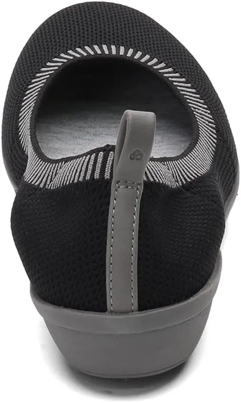 Clarks Women's Ayla Paige Ballet Flat