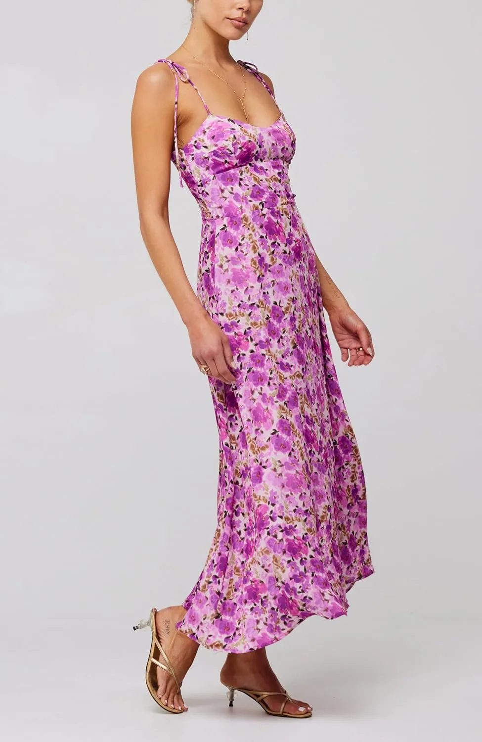 Cute Floral Long Sundresses for Women Boho Smocked Spaghetti Strap Dress Y2k Flowy Beach Ruffle Backless Maxi Dress