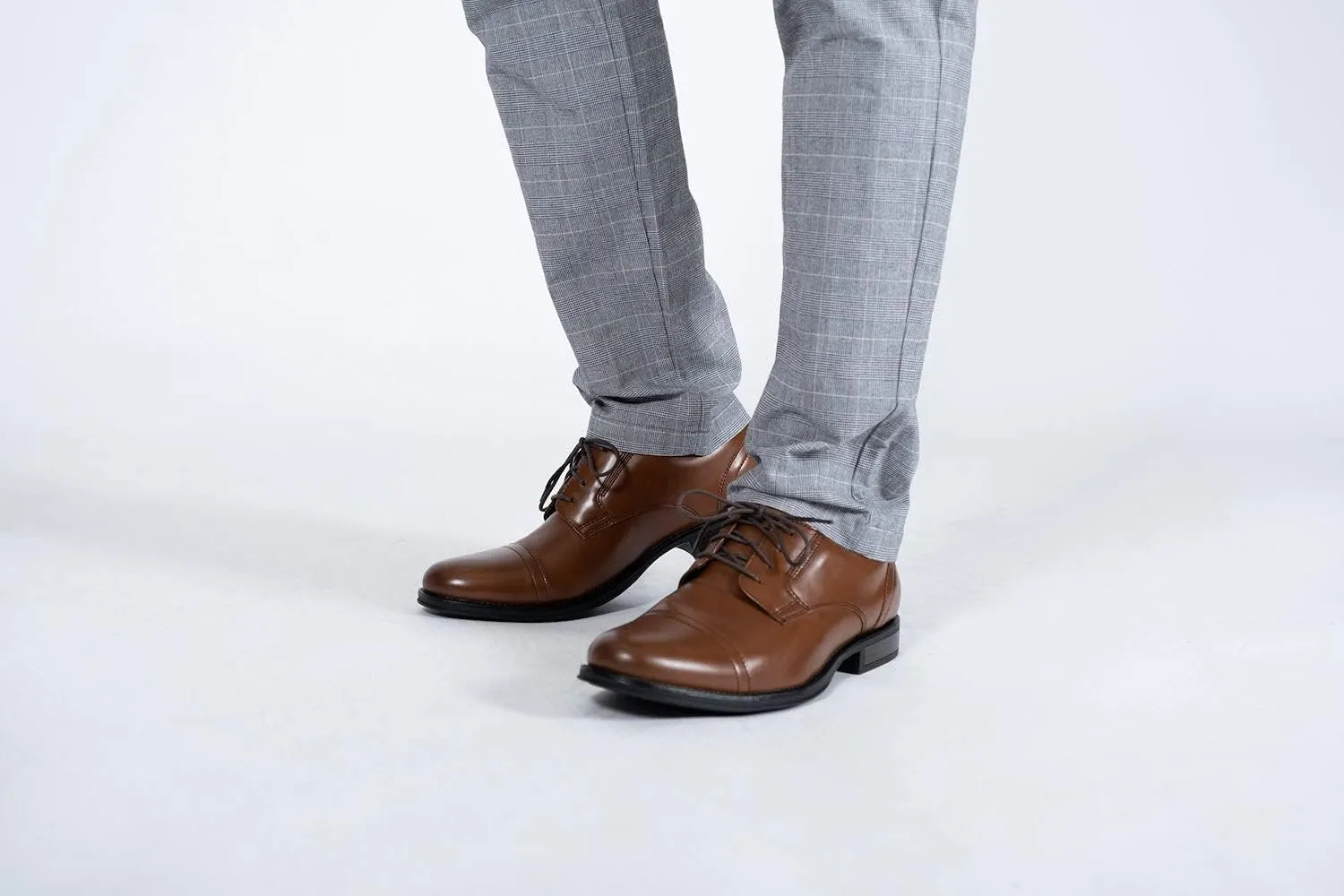 DOCKERS Mens Garfield Dress Cap Toe Oxford Shoe - Wide Widths Available