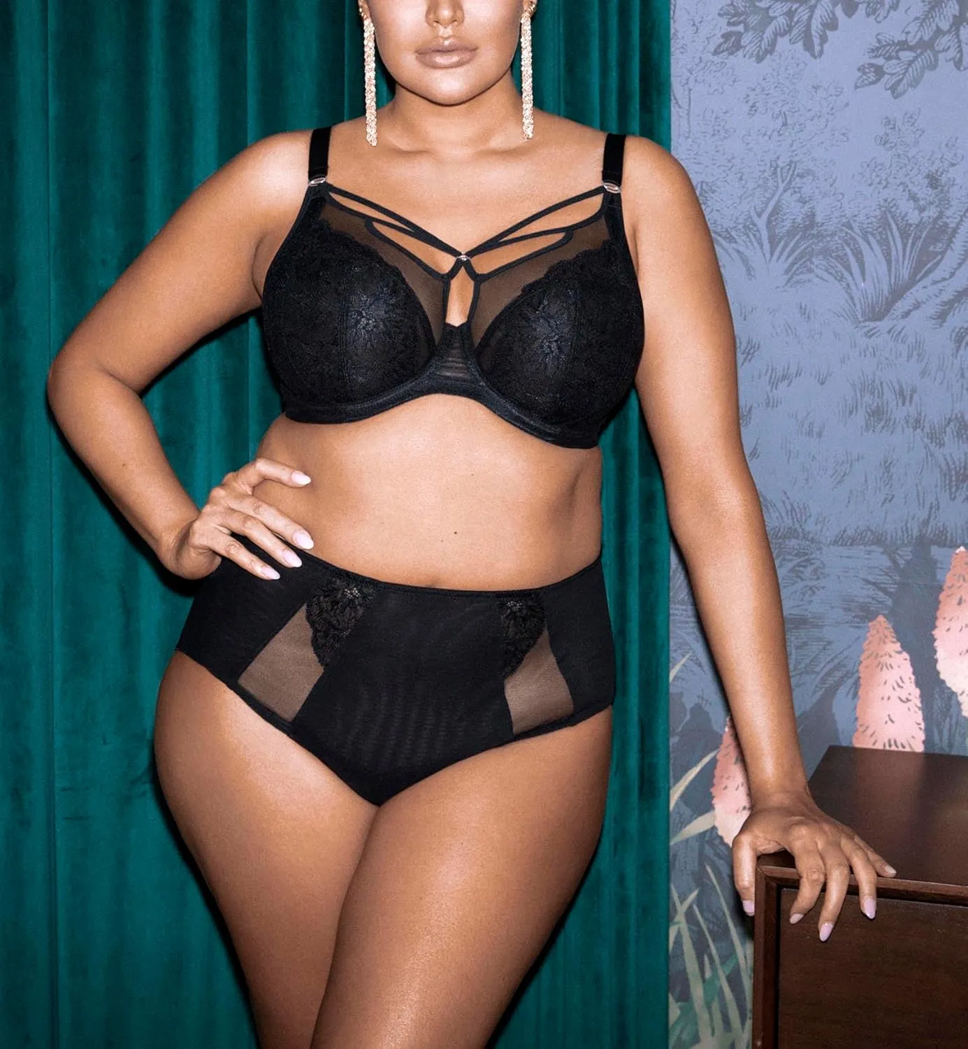 Elomi Women's Brianna Underwire Strappy Plunge Bra