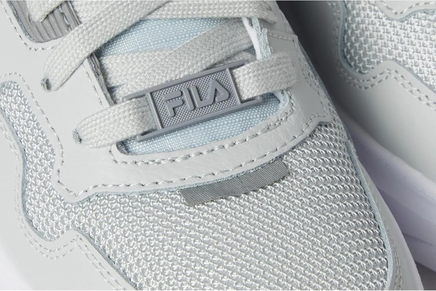 Fila Women's Ardenza Low Sneaker