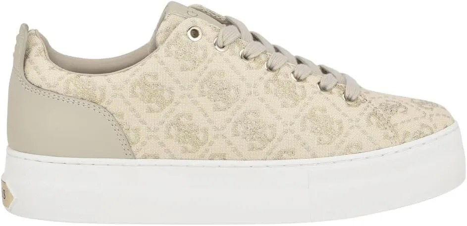 GUESS Women's Giaa6 Sneaker