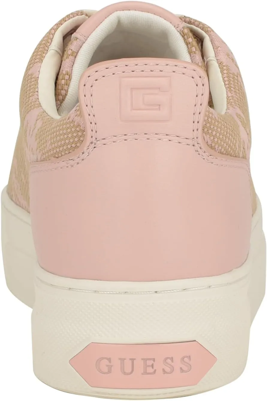 GUESS Women's Giaa6 Sneaker