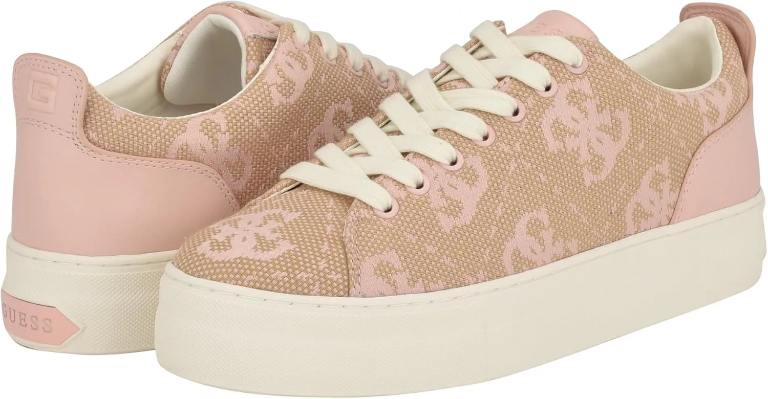 GUESS Women's Giaa6 Sneaker
