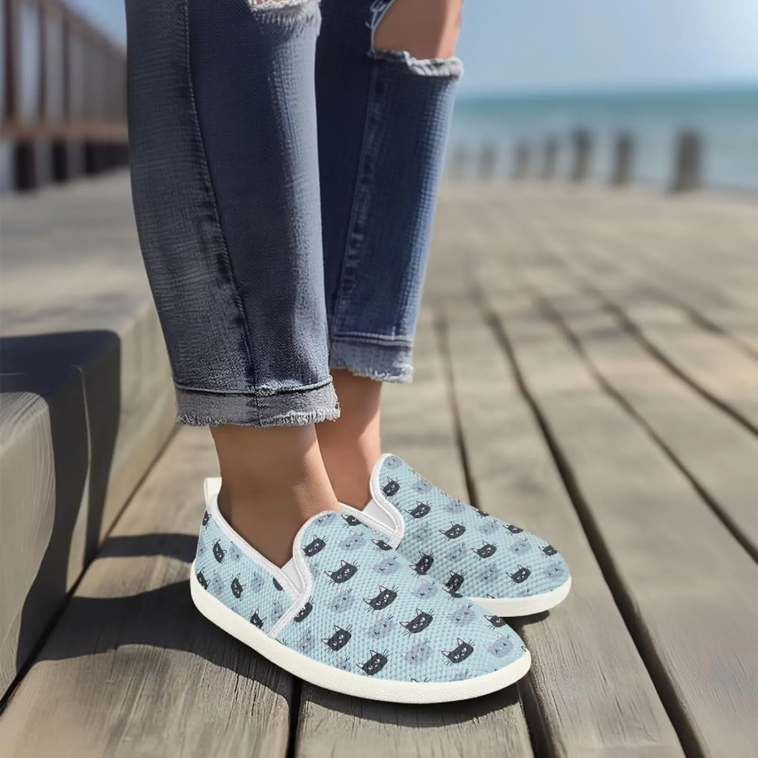 Howilath Cats Pattern Flat Shoes for Women Slip on Sneakers Lightweight Anti-Skid No Laces Running Sneakers