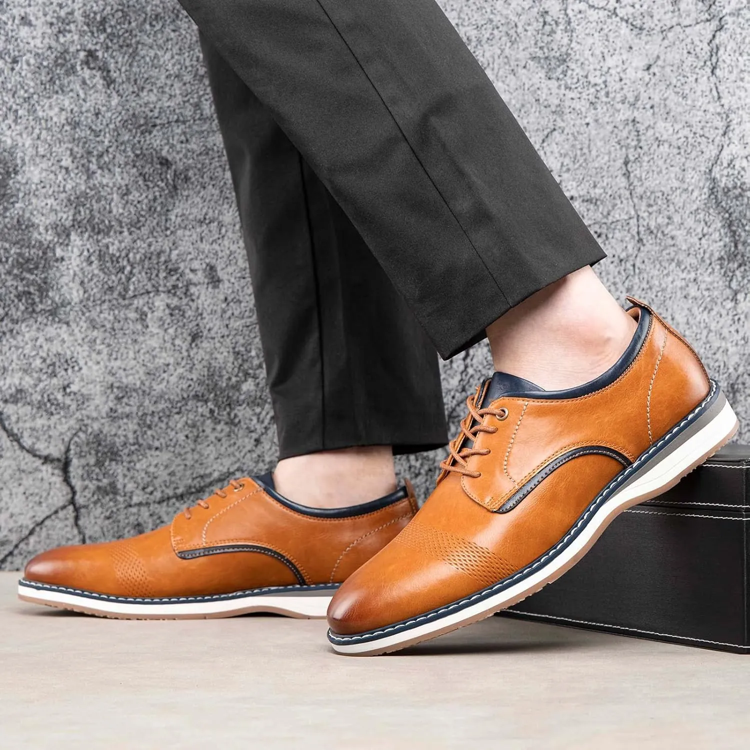 JITAI Men's Oxford Dress Shoes Lightweight Fashion Shoes with Wingtip Brogue & Lace-up Design