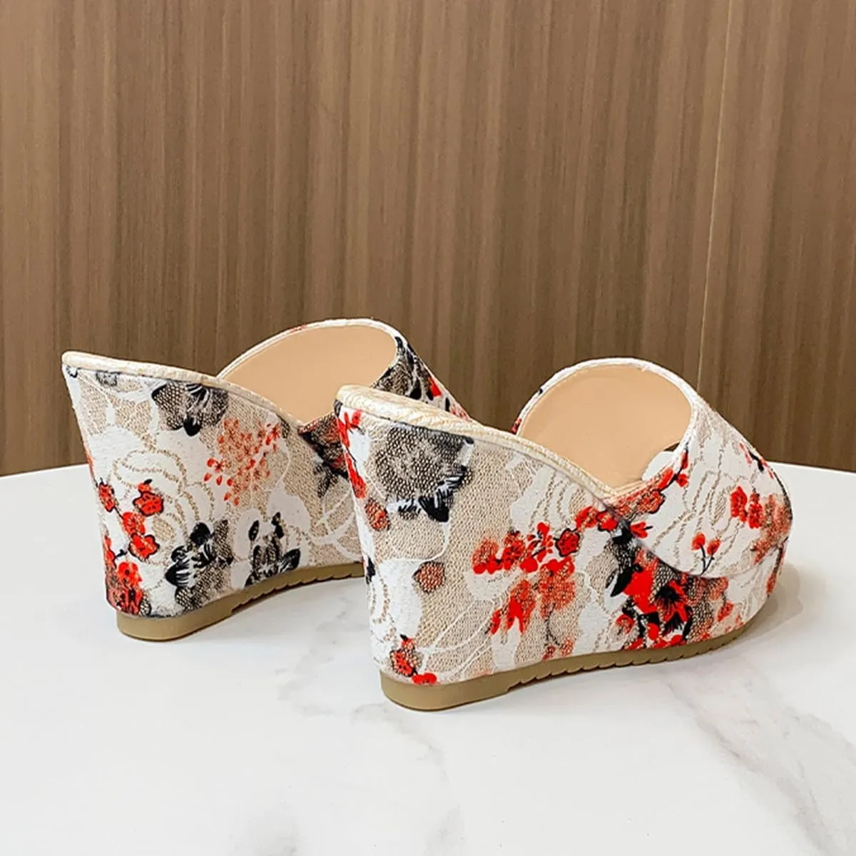 Ladies Fashion Flower Cloth Thick Bottom Wedge Heel Slides Non Slip Fish Mouth Sandals Platform Stylish Wedding Party Sandals