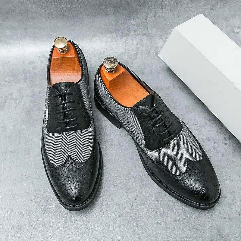 Men's Classic Formal Oxfords Fashion Classic Carved Lace Up Leather Low Heels Dress Shoes for Business Formal Daily Walking