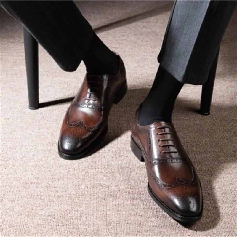 Men's Leather Shoes Wingtip Oxford Shoes Vintage Classic Dress Wedding Shoes Slip-On Low Top Round Toe Rubber Sole Brogue Design Breathable Anti-Slip