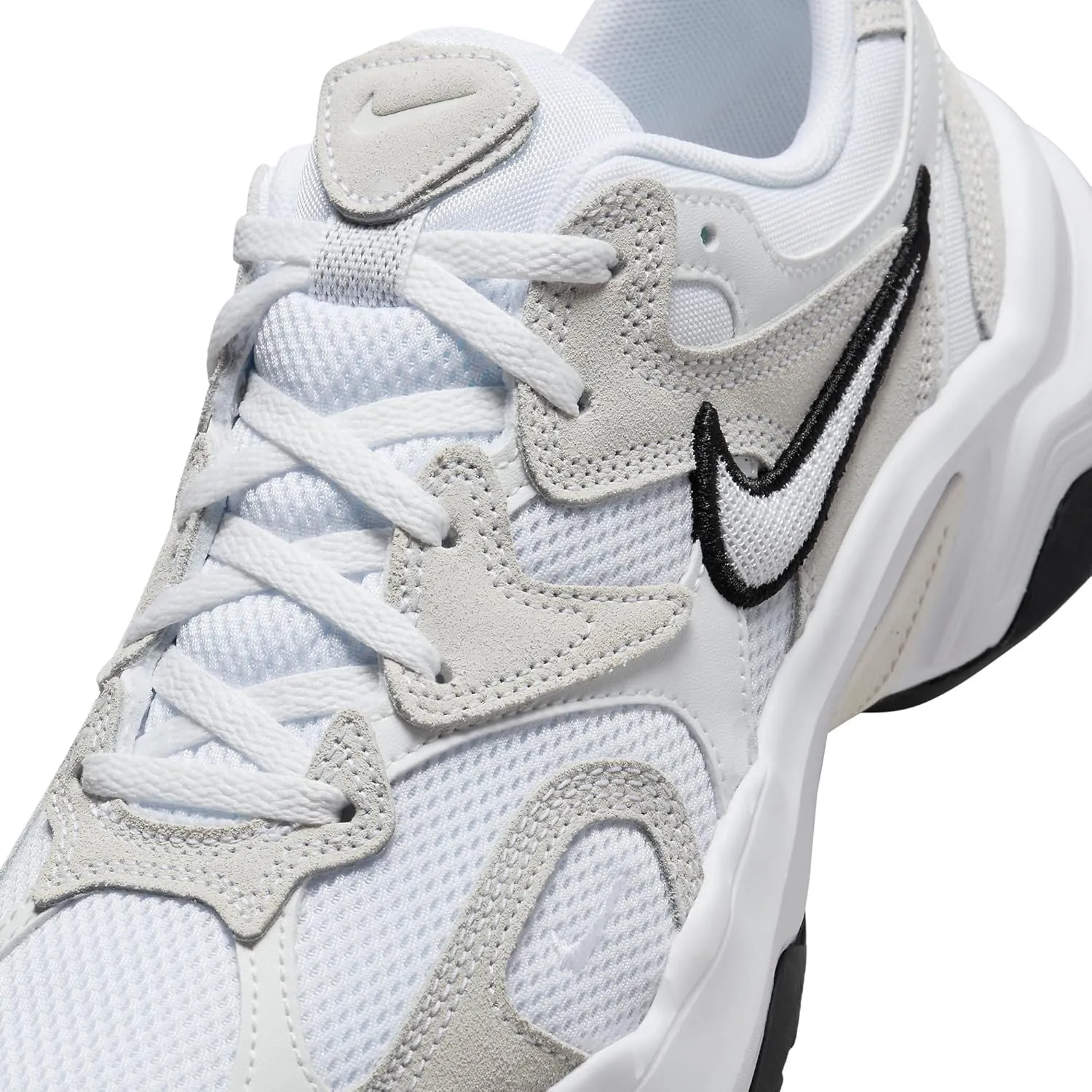 Nike Women's Sportswear Sneaker