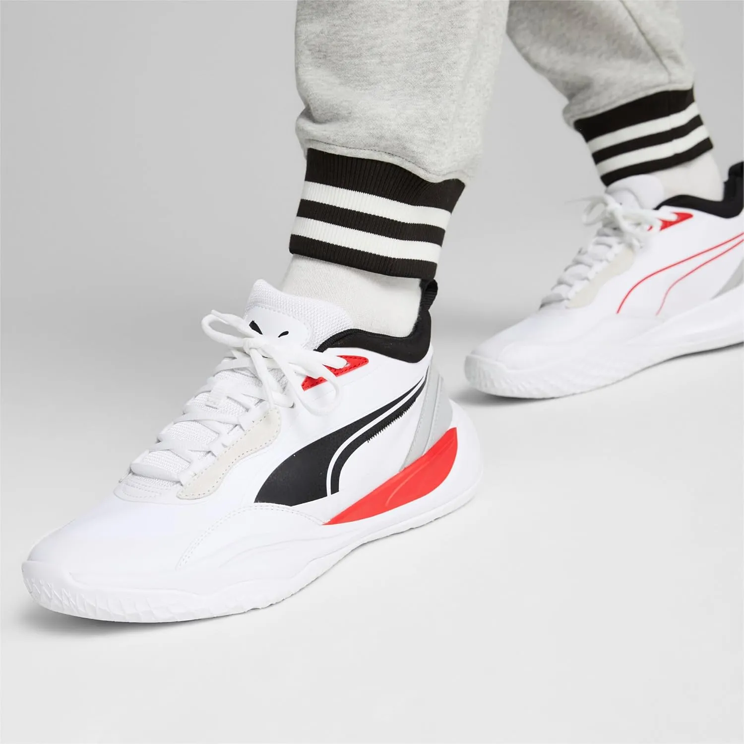 PUMA Men's Playmaker Pro Basketball Sneaker
