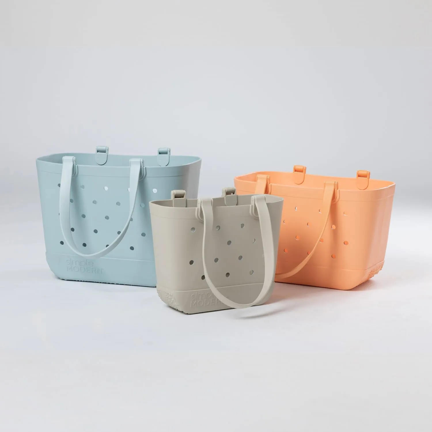 Simple Modern Large Beach Bag | Waterproof Getaway Rubber Tote with Zipper Pocket for Travel, Pool, Boat, Groceries, Sports | Cream