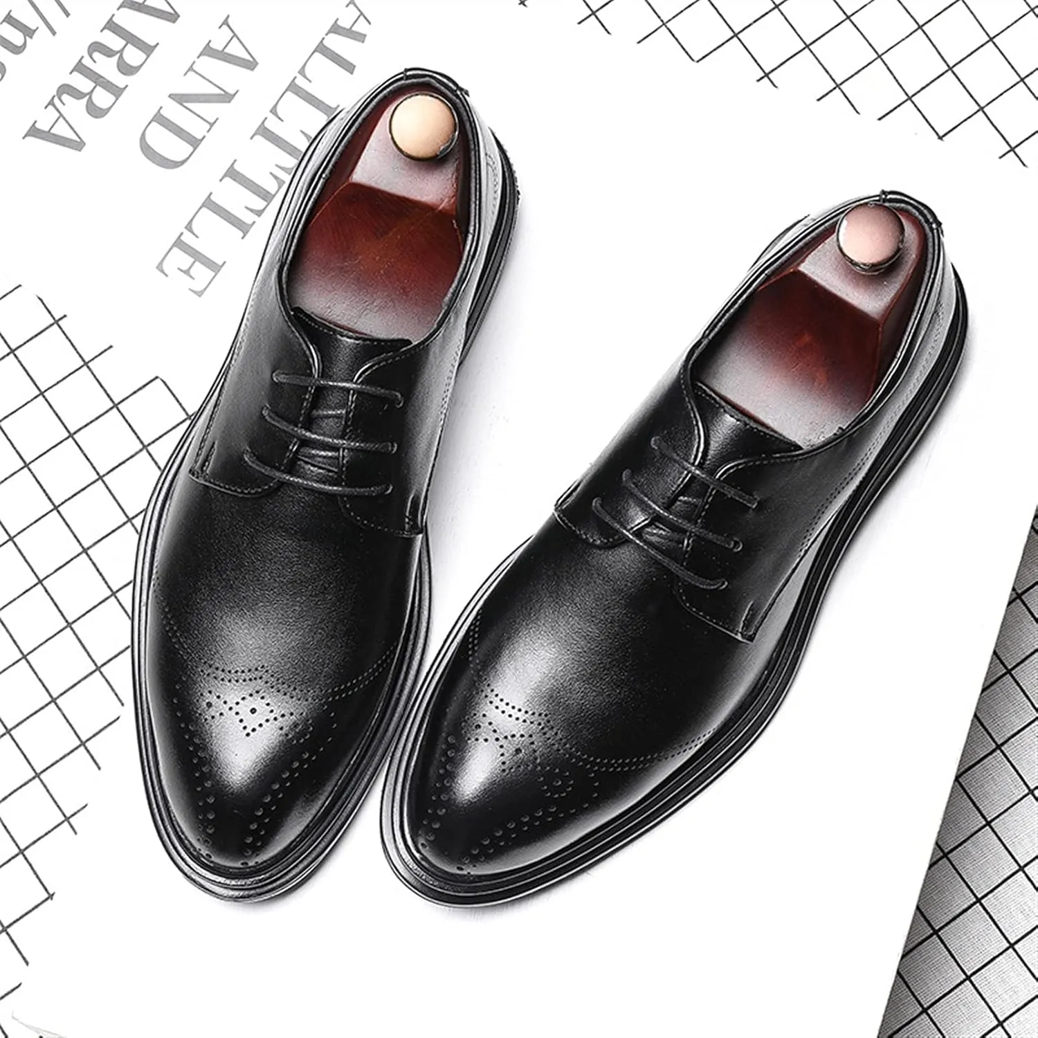 Single Season Dress Oxford Formal Shoes for Men Lace Up Brogue Embossed Wing Tip Round Burnished Toe Vegan Leather Anti-Slip Non Slip Resistant Classic Very Popular Among Young People