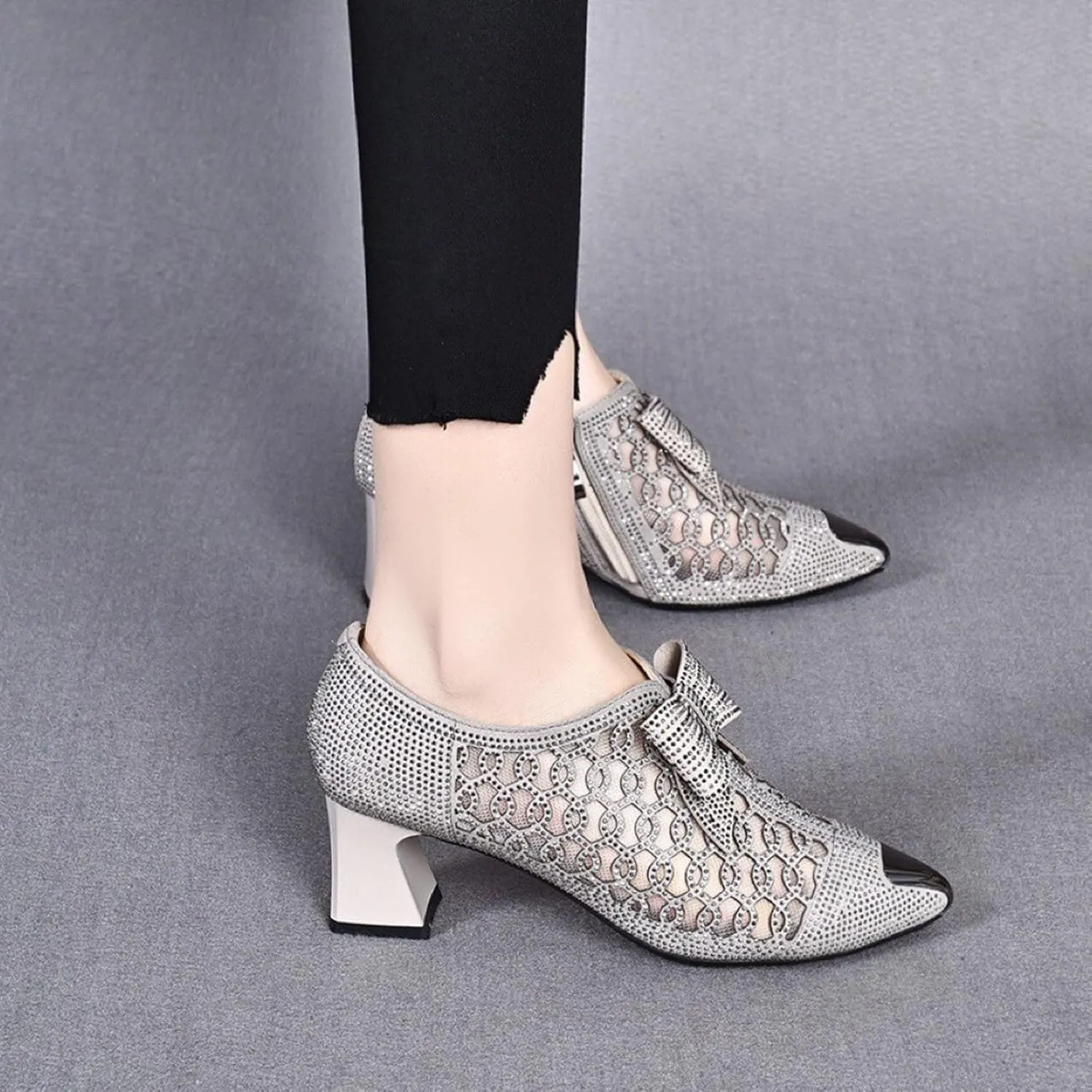 Sparkly Rhinestone Sandals for Women Trendy Bowknot Pointed Toe Net Yarn Hollow Side Zipper Chunky Heel Sandalias Comfy Breathable Casual Shoes