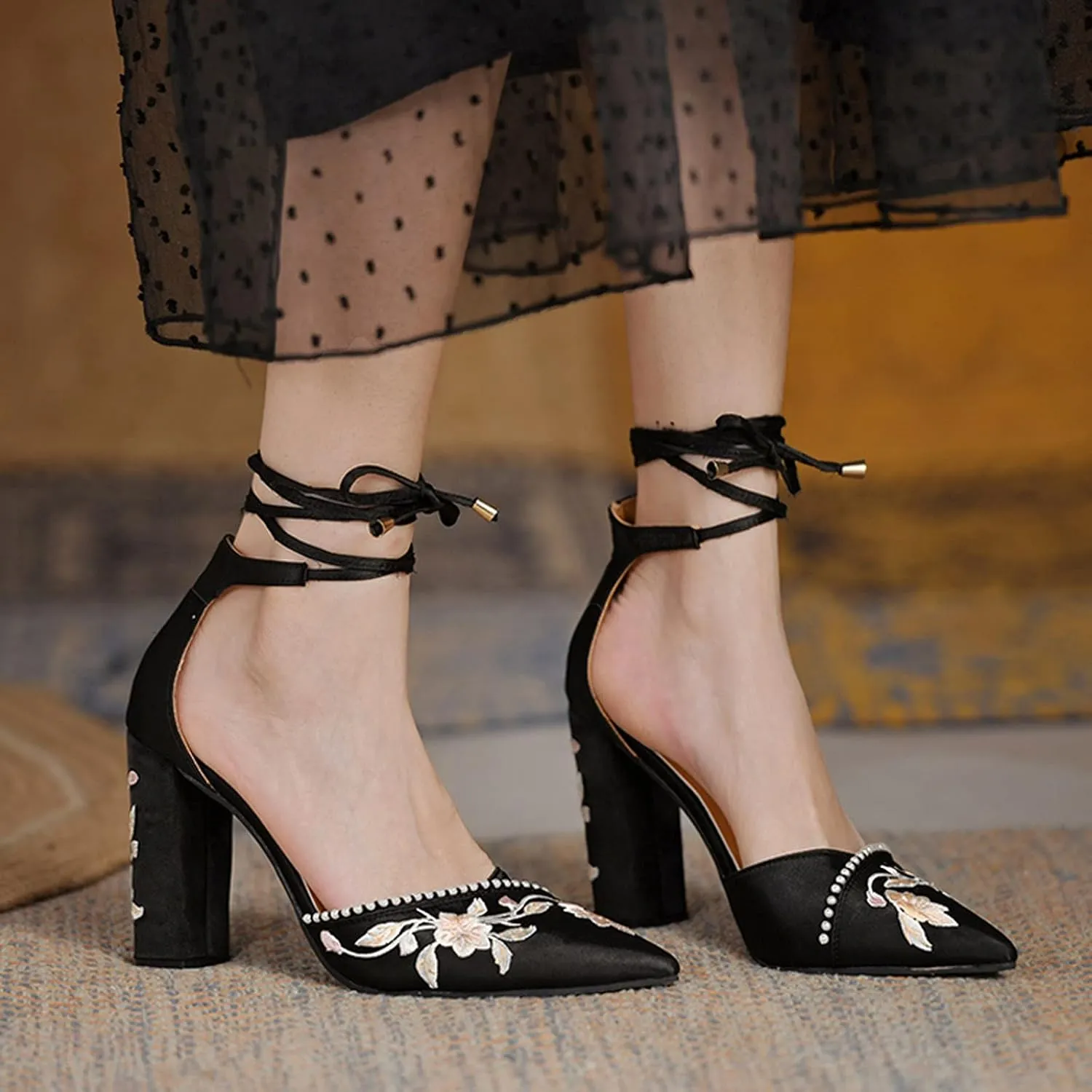 Strappy Heels for Women Floral Embroidered Sandals Summer Pointed Toe High Heels Classic Chunky Wedding Dress Shoes