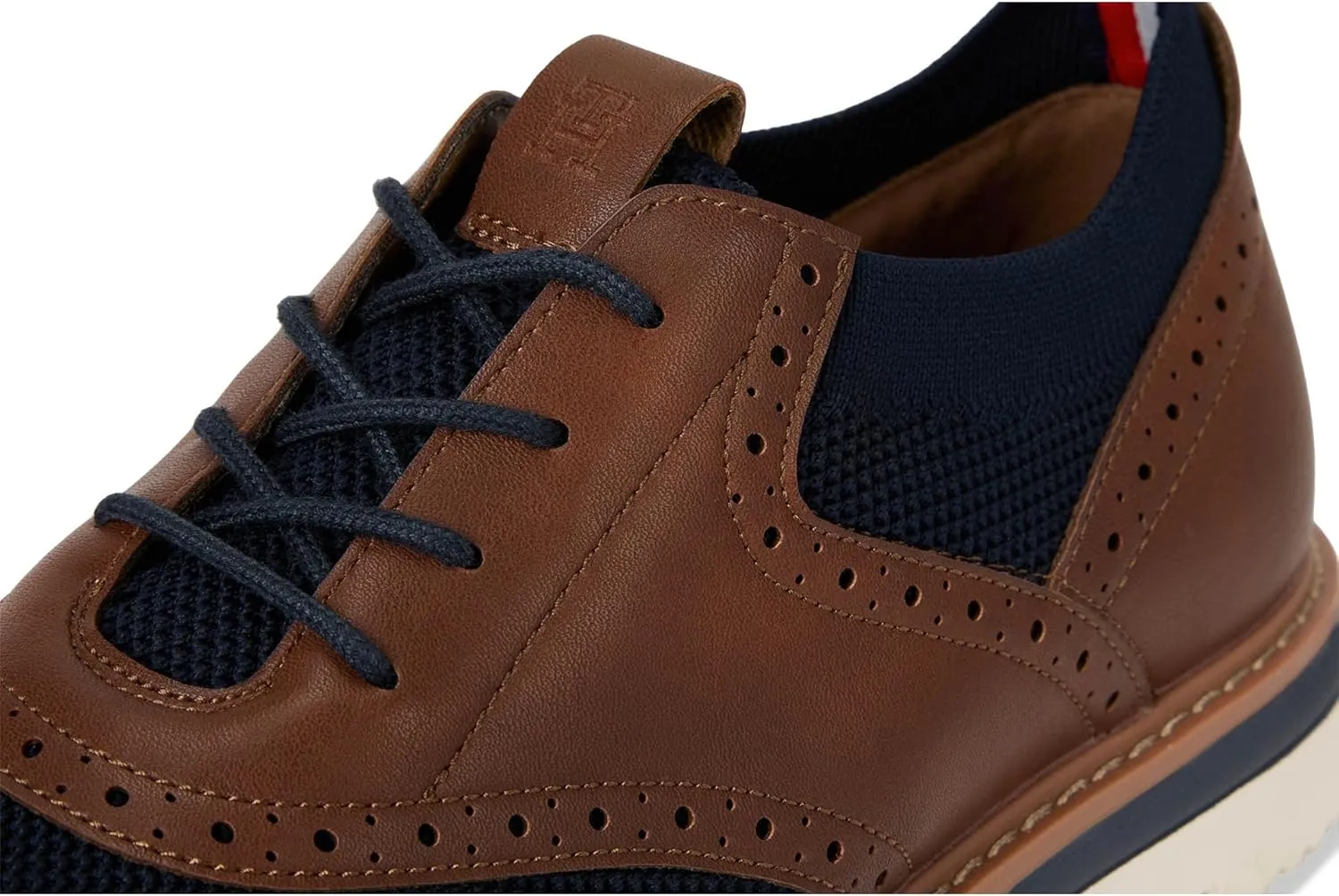 Tommy Hilfiger Men's Varan Oxford