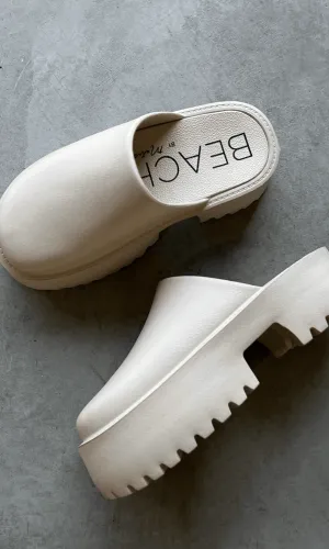 Ventura Platform Mule by Matisse - FINAL SALE