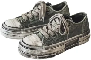 Vintage Style Street-Inspired Men's Canvas Skate Shoes - Distressed Solid Color Lace-Up Low Top Sneakers for Casual, Daily Wear - All-season Fabric Lined Rubber Sole Skateboarding Shoes with Round Toe