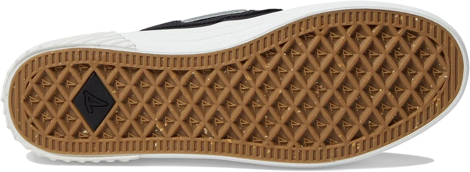 Women's Crest Boat Platform