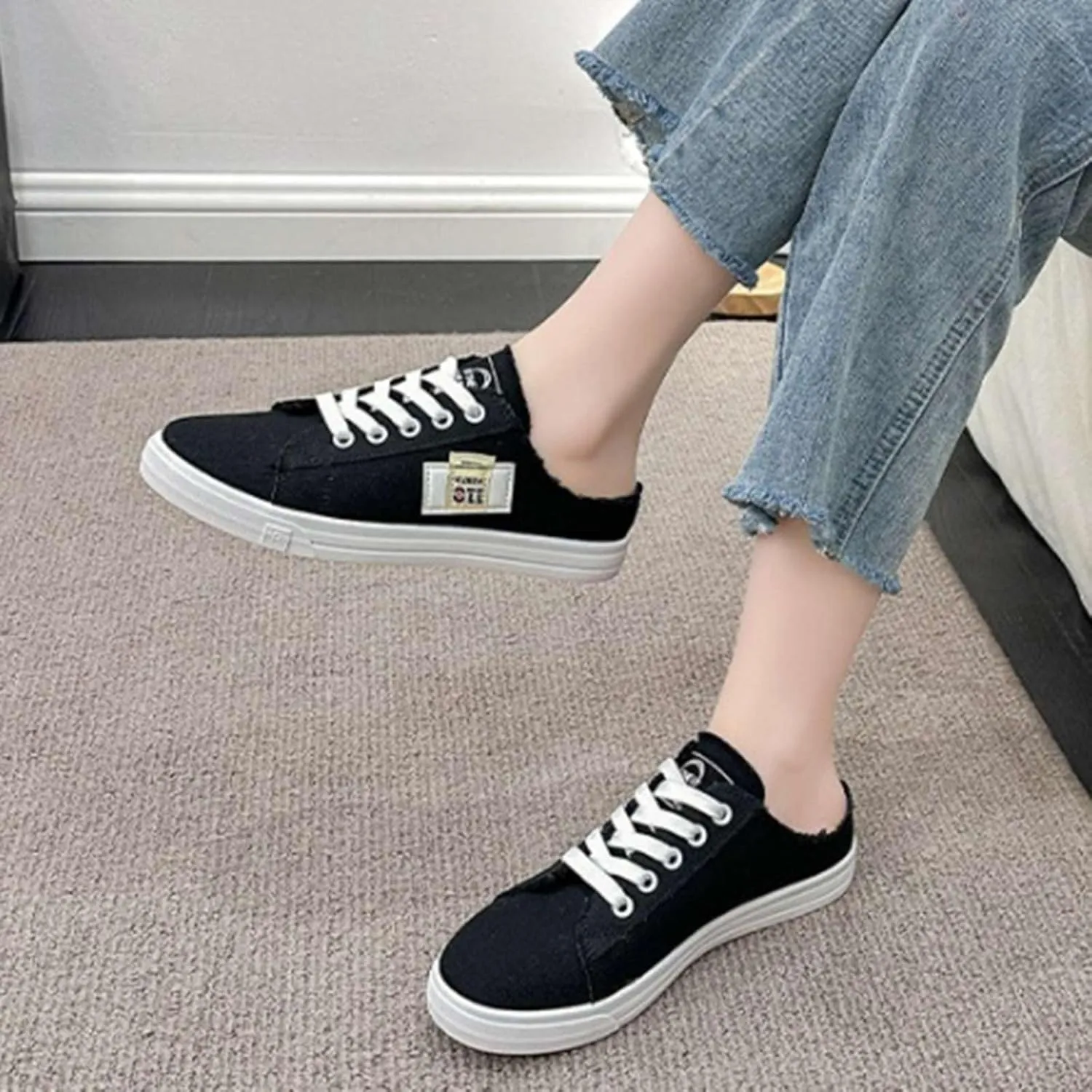 Womens Shoes Ethnic Casual Shoes Summer Fashion Hollow Breathable Flat Heel Soft Woven Leather Shoes Slip on for Men